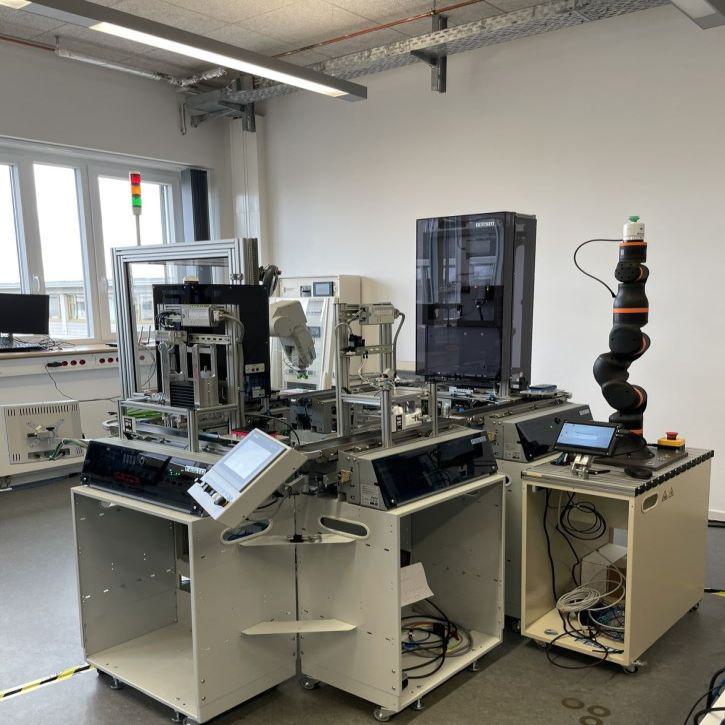 Die CVH-Lernfabrik am Campus Velbert Heiligenhaus der Hochschule Bochum